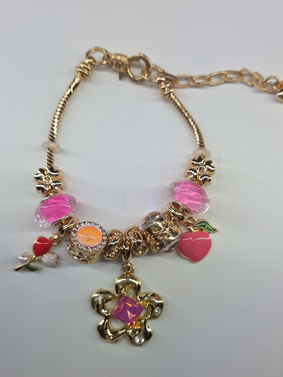 Jewelry - Gold-Plated Pink Charm Bracelet. Floral Beads & pendants. Pandora Style W/ Ext